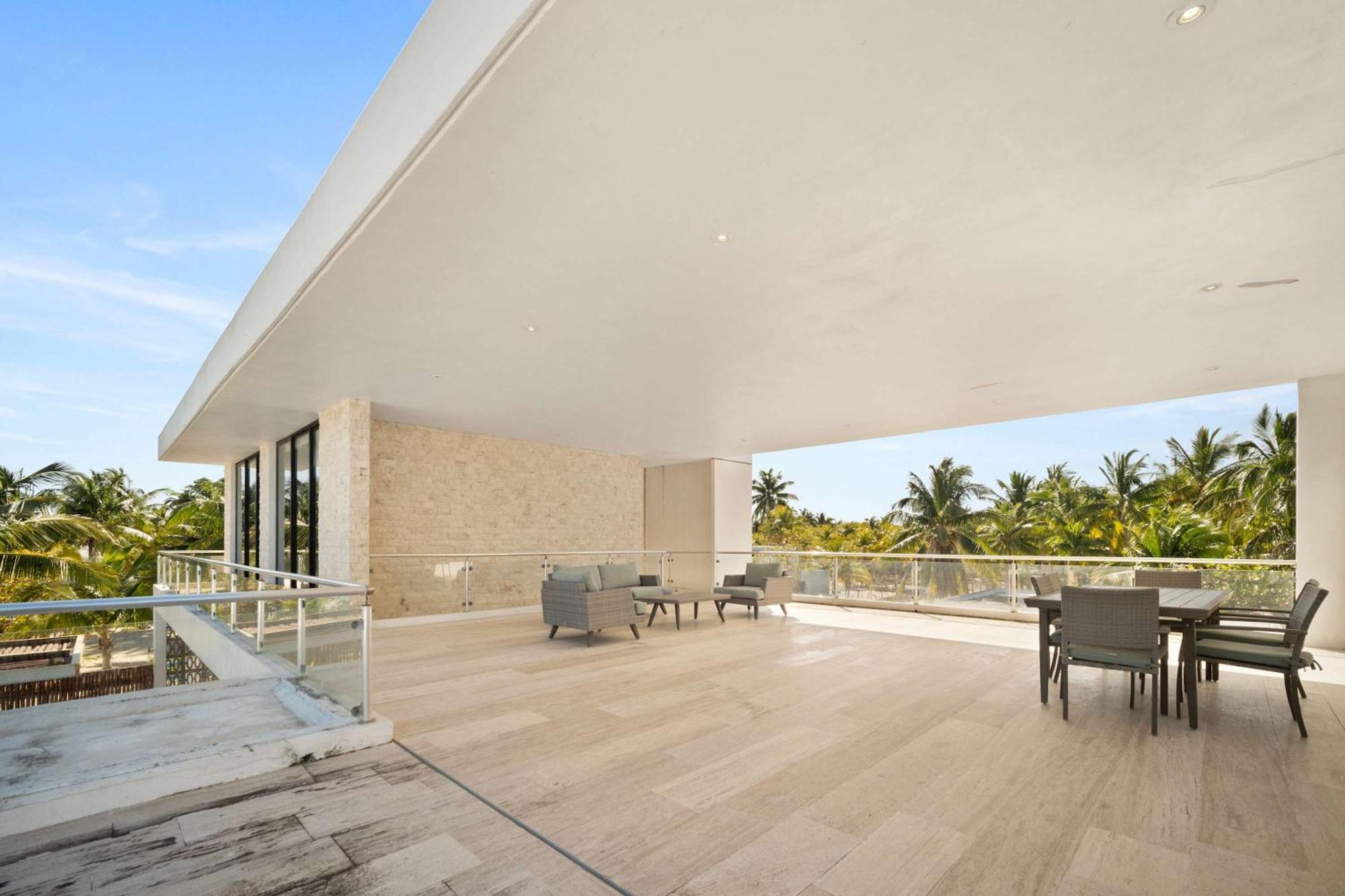 Beachfront Coco Modern Designer House By Peninsula Stays San Crisanto Ngoại thất bức ảnh